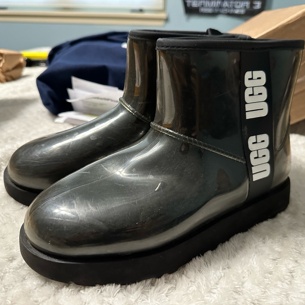 UGG Classic Clear Mini Boots Black 8